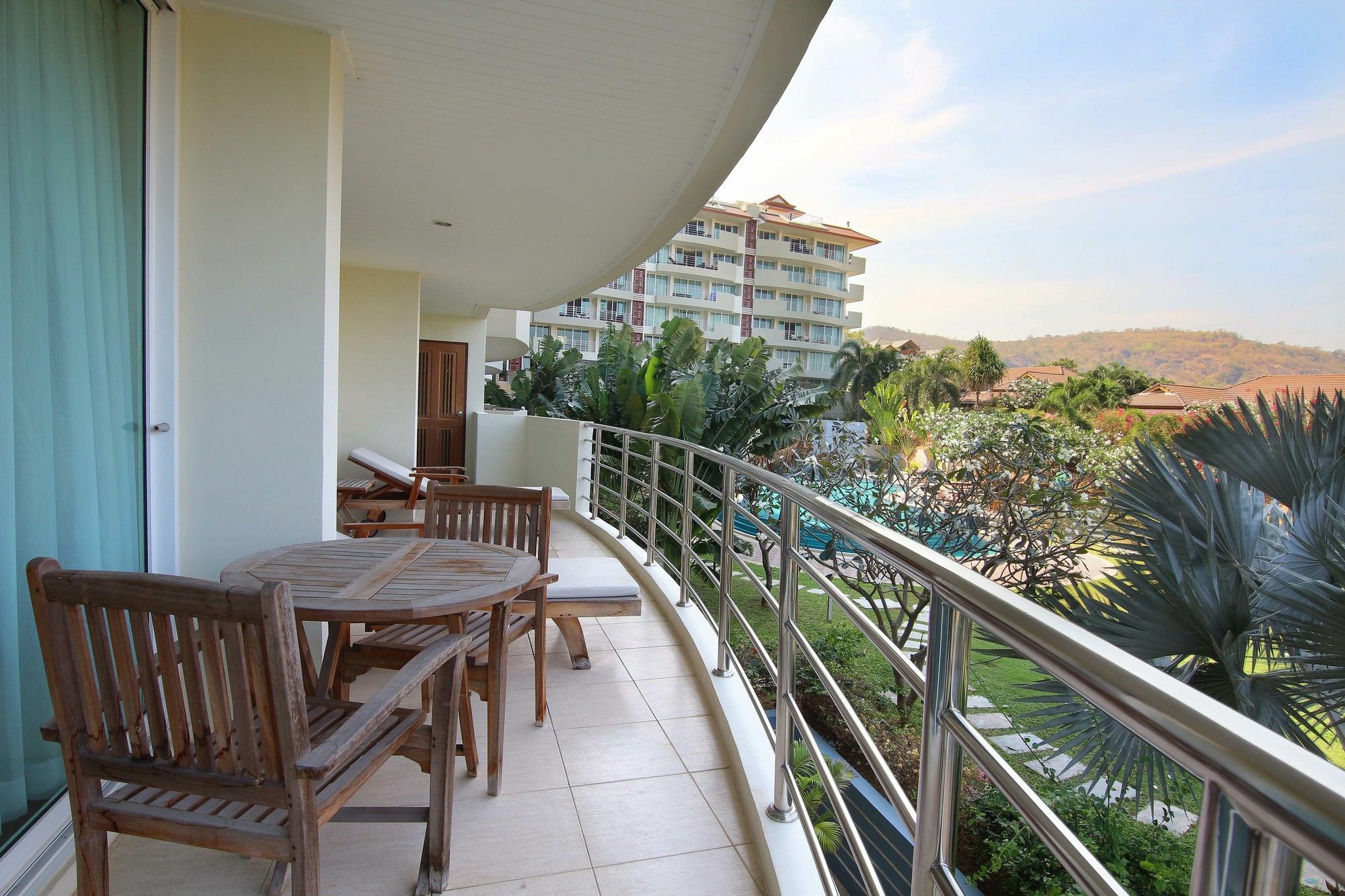 Searidge By Natavisan Hotel
